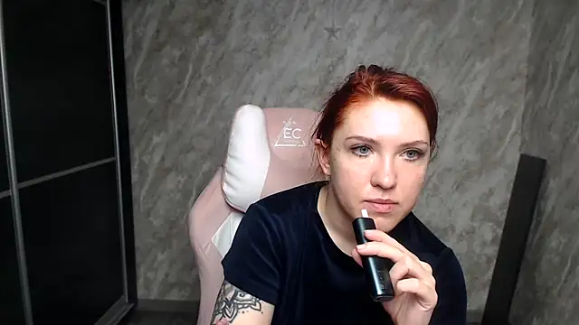 Reginasmilee online show from March 11, 2:27 am