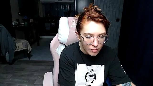 Reginasmilee online show from October 15, 1:59 am
