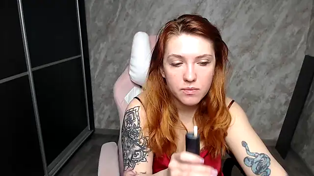 Reginasmilee online show from February 28, 4:45 am