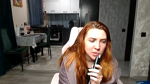 Reginasmilee online show from April 24, 2:57 am