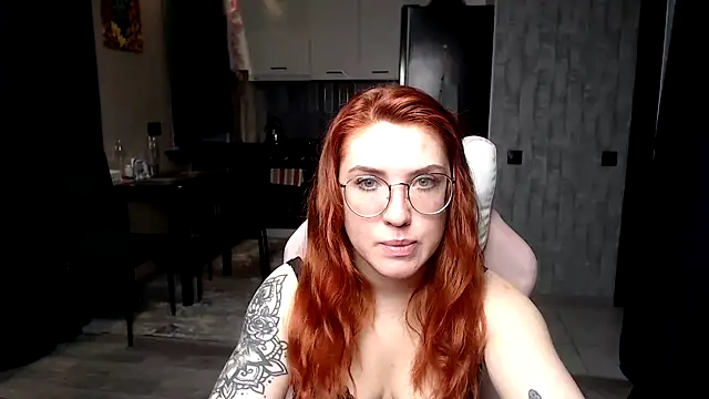 Reginasmilee online show from March 12, 5:34 am