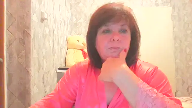 HannahAna39 online show from August 5, 6:24 pm