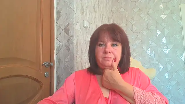 HannahAna39 online show from August 4, 5:23 am