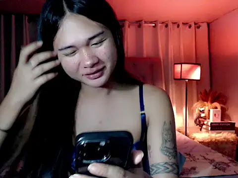 YourladyGeorgina69 online show from July 24, 6:09 am
