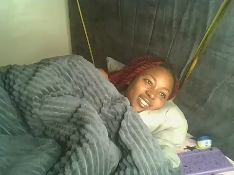 Prettyquueen online show from August 6, 5:24 am