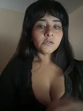 Snapshot of mila_ford chatting on June 25, 10:15 pm mila ford online show from June 25, 10:15 pm