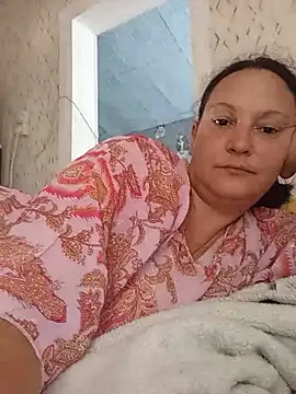 Snapshot of Irisssska chatting on July 15, 9:05 am Irisssska online show from July 15, 9:05 am