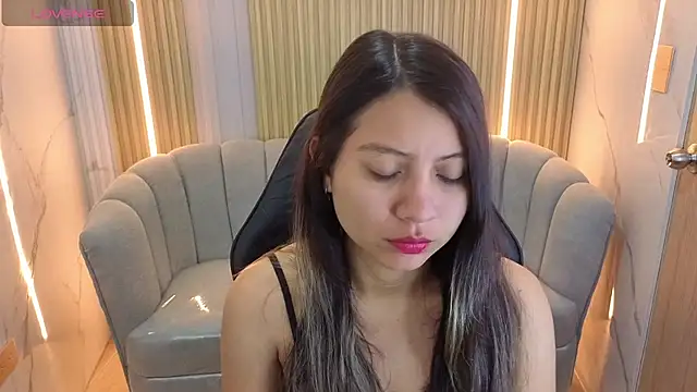 sophie rose cn online show from July 14, 1:50 pm