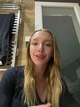claraaaaa7 online show from July 8, 8:42 pm