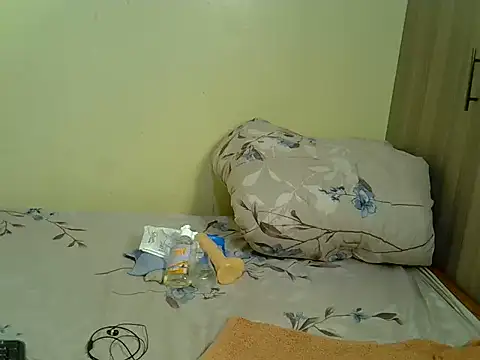 Pretty Cupcake7 online show from July 16, 6:38 pm