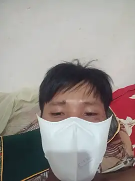 hottraibao93 online show from June 24, 3:21 pm