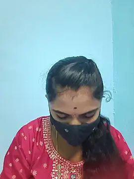 Snapshot of Megavarthinii chatting on July 5, 3:00 am Megavarthinii online show from July 5, 3:00 am