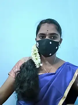 Snapshot of Megavarthinii chatting on August 8, 1:07 pm Megavarthinii online show from August 8, 1:07 pm