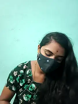 Snapshot of Megavarthinii chatting on July 13, 3:50 am Megavarthinii online show from July 13, 3:50 am
