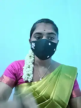 Snapshot of Megavarthinii chatting on August 9, 1:24 am Megavarthinii online show from August 9, 1:24 am