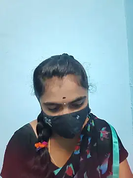 Snapshot of Megavarthinii chatting on June 28, 3:24 am Megavarthinii online show from June 28, 3:24 am