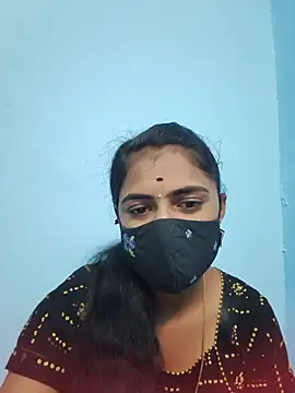 Snapshot of Megavarthinii chatting on July 2, 2:45 am Megavarthinii online show from July 2, 2:45 am