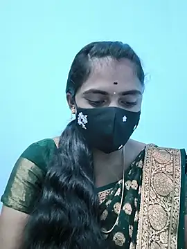 Snapshot of Megavarthinii chatting on July 29, 4:50 pm Megavarthinii online show from July 29, 4:50 pm