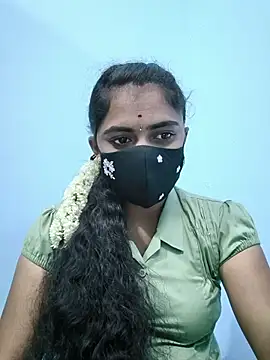 Snapshot of Megavarthinii chatting on July 28, 7:39 pm Megavarthinii online show from July 28, 7:39 pm
