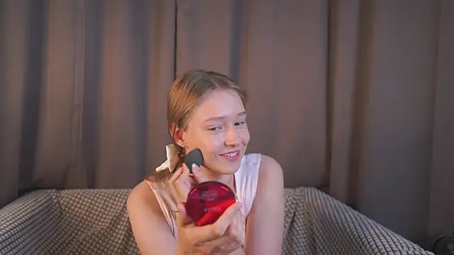 JannieMayzes online show from June 26, 4:29 am