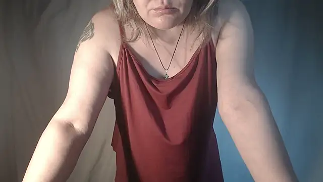Snapshot of sexynipl chatting on June 29, 3:34 pm sexynipl online show from June 29, 3:34 pm