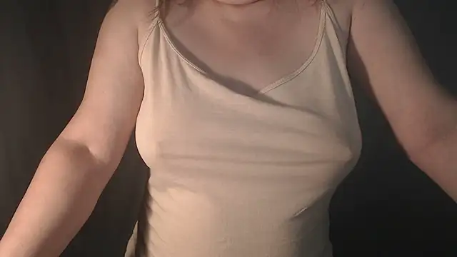 Snapshot of sexynipl chatting on July 11, 9:26 pm sexynipl online show from July 11, 9:26 pm