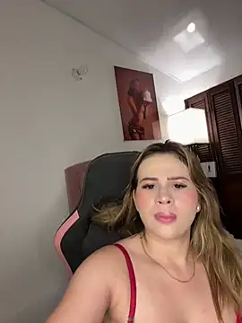 Trixie1   online show from June 25, 2:42 am