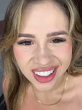 Trixie1   online show from June 26, 11:32 pm