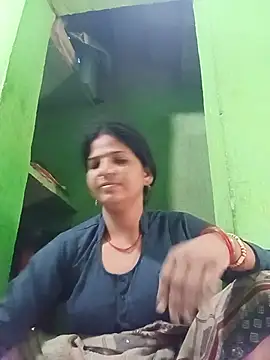 Joohi Chawla143 online show from July 10, 2:55 am