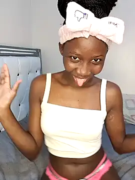 pookiezuu online show from July 19, 4:48 pm
