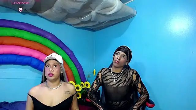 Sam and Ayla online show from June 25, 5:12 am