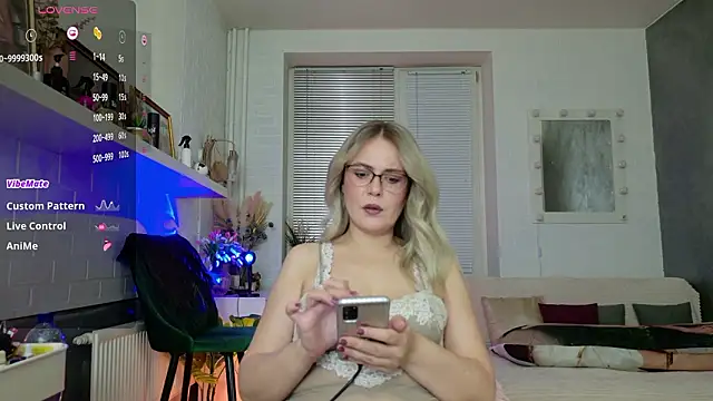 BeautyeyesLovely online show from March 11, 6:46 pm