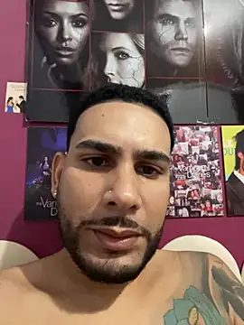 casalsexyhot22 online show from June 24, 7:44 pm