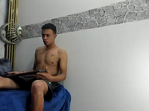 eljuanda02 online show from June 25, 2:31 am
