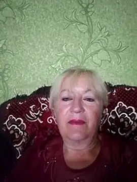 EmmaSwan555 online show from July 4, 4:00 pm