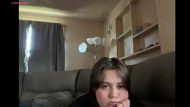 BugsAndDazey online show from June 27, 8:15 pm