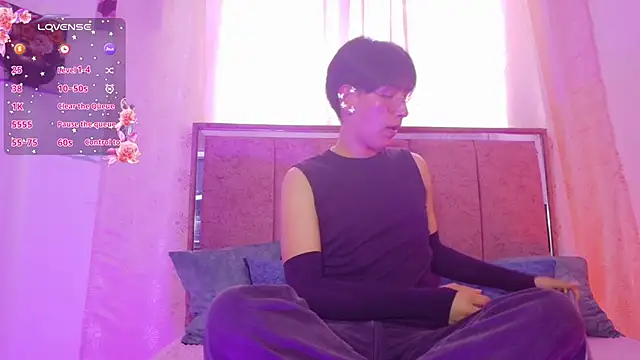 bow doll online show from June 27, 8:37 pm