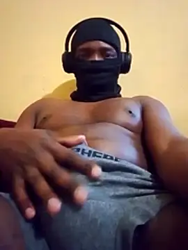 MrCum305 online show from August 3, 7:27 am