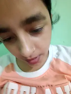 Snapshot of Vandana-11 chatting on June 30, 11:32 am Vandana-11 online show from June 30, 11:32 am
