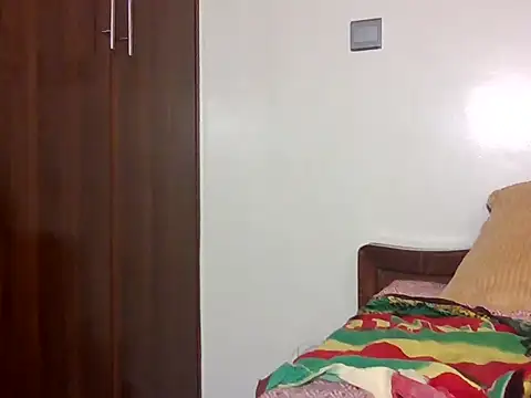 fineriri online show from June 28, 12:39 am
