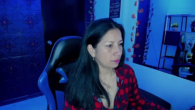 Megaan Collins online show from June 26, 12:22 pm