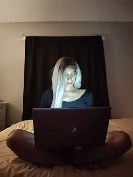 DulceThiccc online show from July 20, 1:13 am