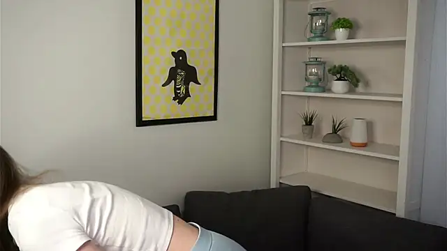 SaraStraton online show from July 1, 8:47 am