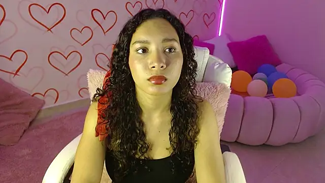 Chispa Latina online show from June 30, 1:33 pm