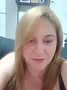 Snapshot of gatalora chatting on July 2, 3:23 am gatalora online show from July 2, 3:23 am