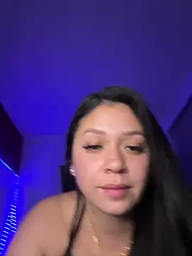 Snapshot of Sarah_miaa chatting on July 21, 1:41 am Sarah miaa online show from July 21, 1:41 am