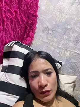 Snapshot of obsessioncella chatting on July 19, 7:28 am obsessioncella online show from July 19, 7:28 am