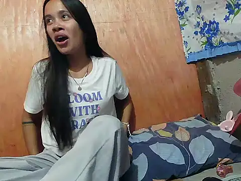 SkinnyGirl PinayBaby online show from June 27, 11:49 am