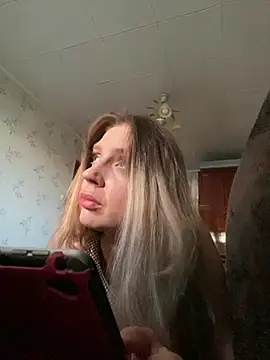 Snapshot of Charline_Gusty chatting on July 1, 4:51 pm Charline Gusty online show from July 1, 4:51 pm