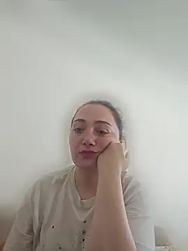 Snapshot of _HomieT_ chatting on July 2, 1:06 pm HomieT online show from July 2, 1:06 pm